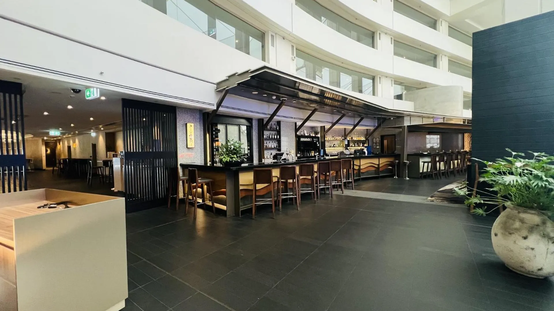 Aparthotel La Jolla Holiday Broadbeach Gold Coast