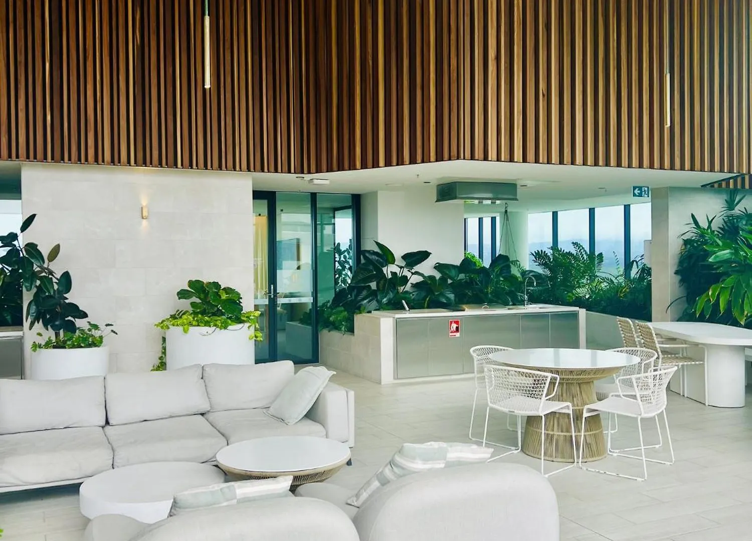 La Jolla Holiday Broadbeach Gold Coast