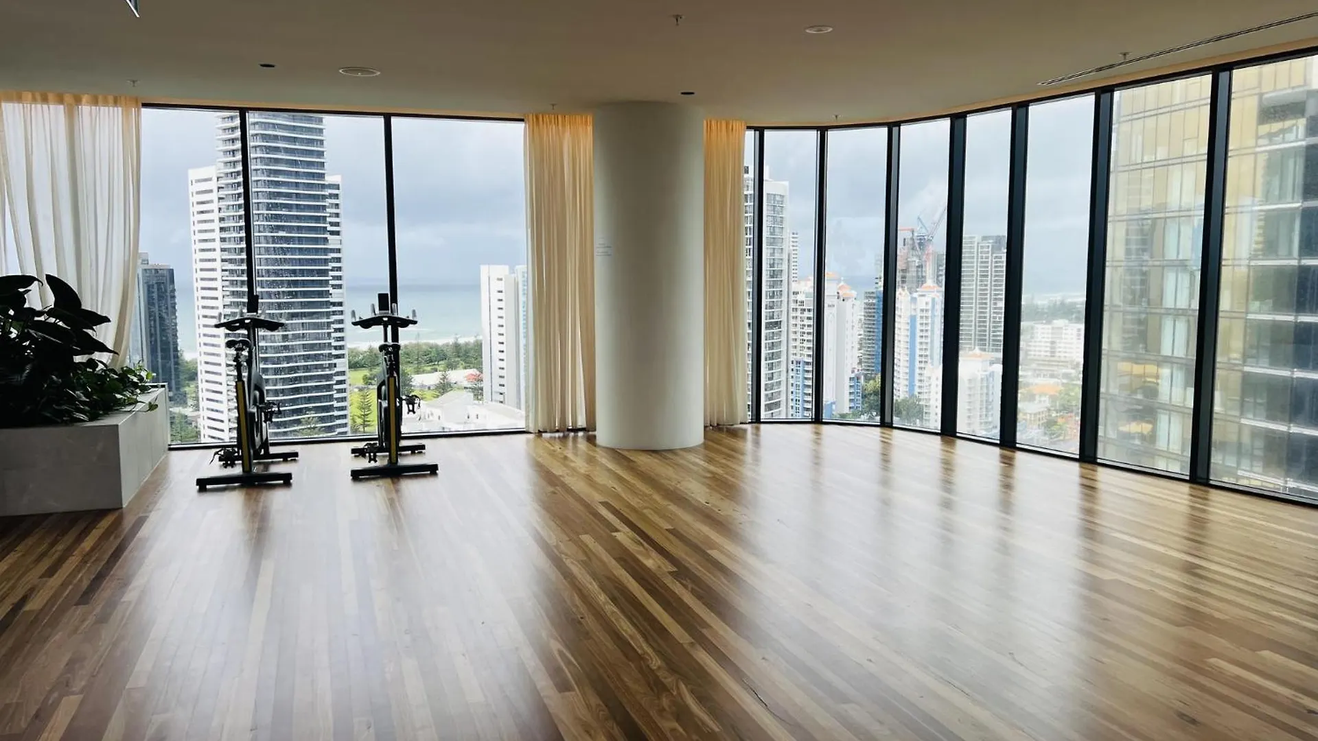 La Jolla Holiday Broadbeach Gold Coast